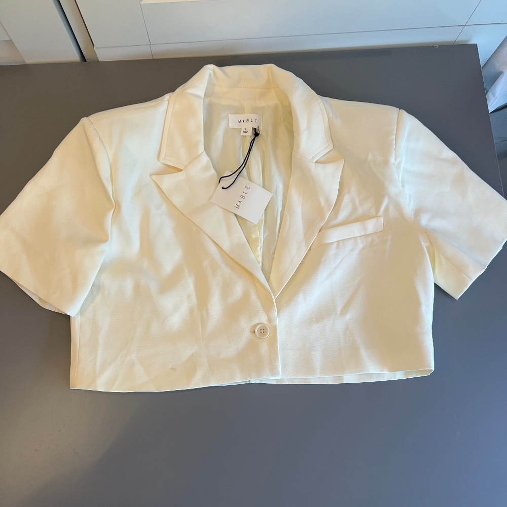 NWT! Crop Blazer
